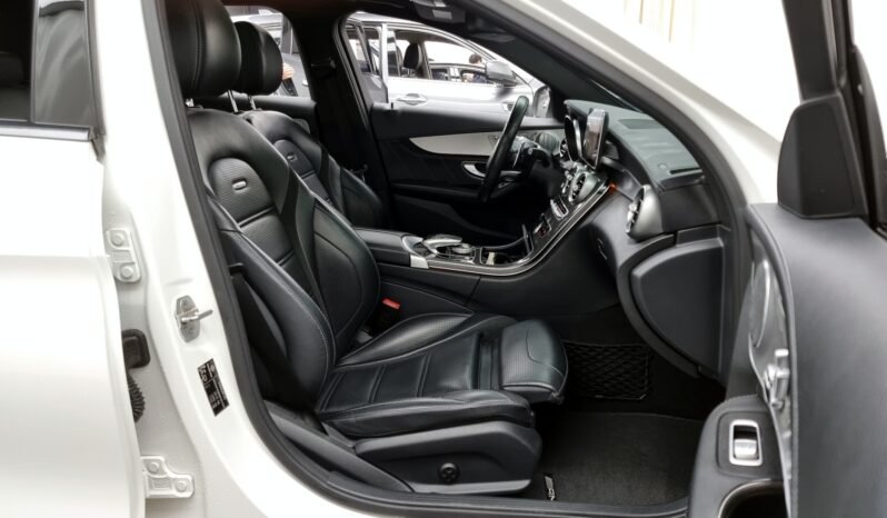 
								MERCEDES C63 AMG W205 full									